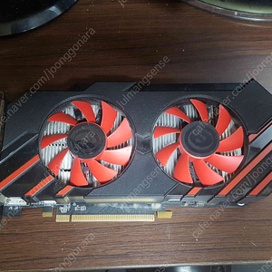 이엠텍 GTX750 2만원 판매합니다. 멀티모니터 가능하고 잘 작동합니다.