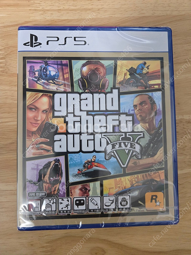 PS5 GTA5 (밀봉 새제품)(택포)--0