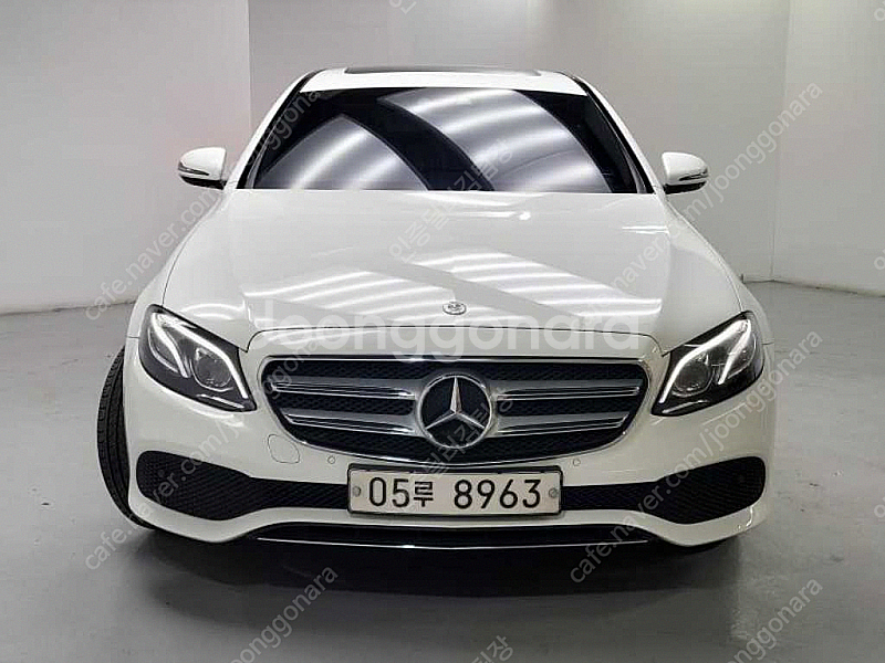 벤츠 E-클래스 W213 E220d 4MATIC 아방가...--2