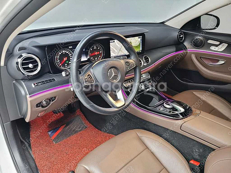 벤츠 E-클래스 W213 E220d 4MATIC 아방가...--8