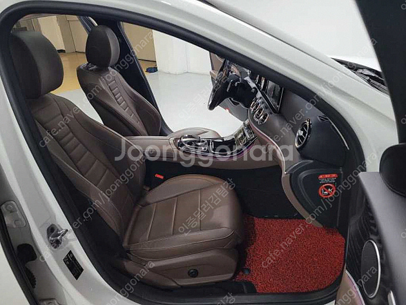 벤츠 E-클래스 W213 E220d 4MATIC 아방가...--9