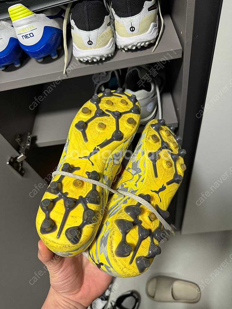 푸마 퓨쳐 얼티메이트mg 볼테이지팩 255--1