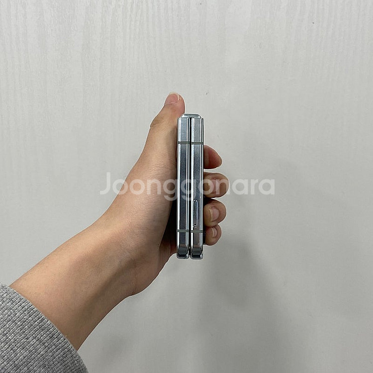 63063 갤럭시Z플립5 512기가 민트 공기계 팝니다...--4