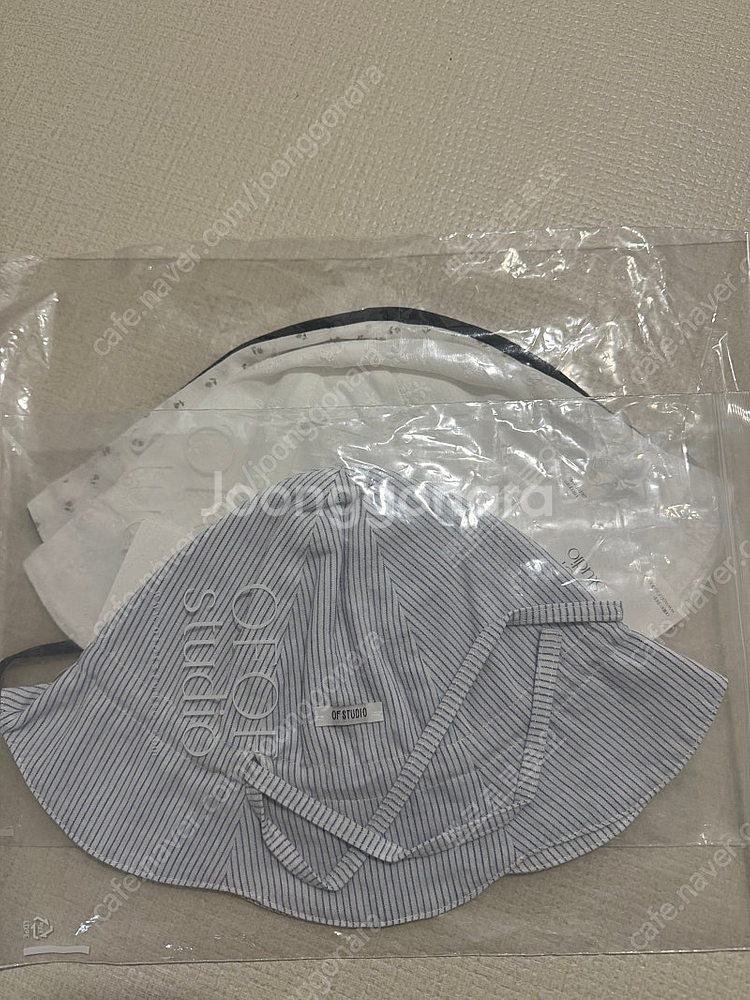 [새상품]오프오프스튜디오 베이비햇 M--0