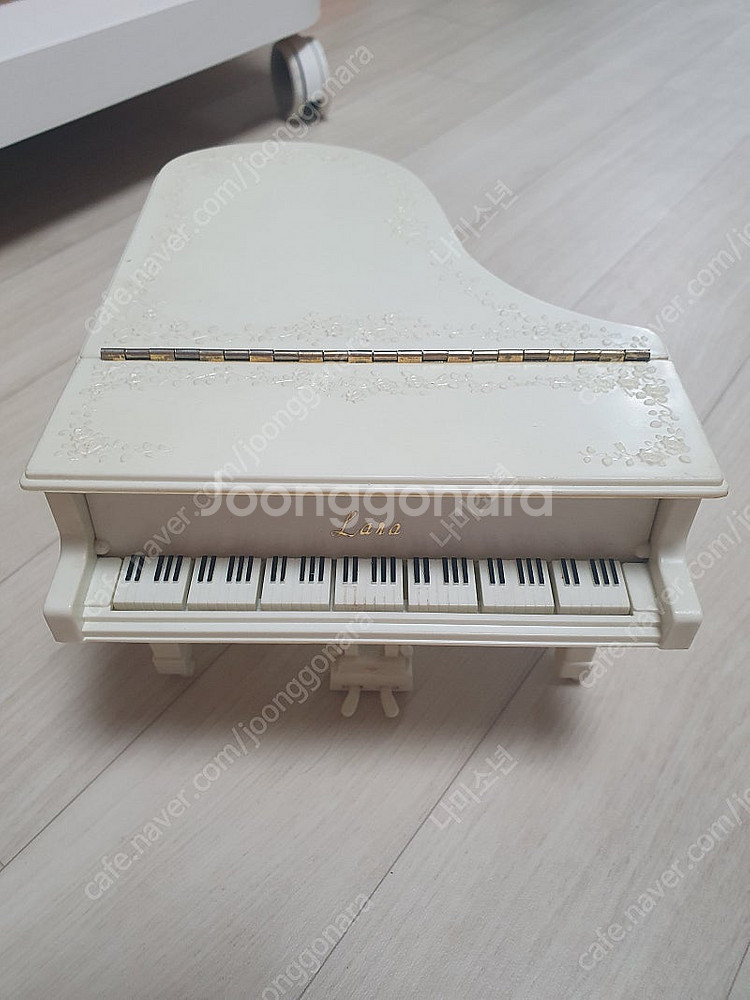 오래된인형 피아노--9