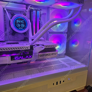 7800x3d 3070ti 화이트 본체 팝니다