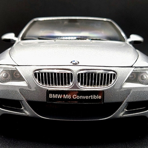 1/18 교쇼 BMW M6 컨버터블 그레이 색상 판매합니다. 교쇼 오토아트 미니챔프 다이캐스트 모형차