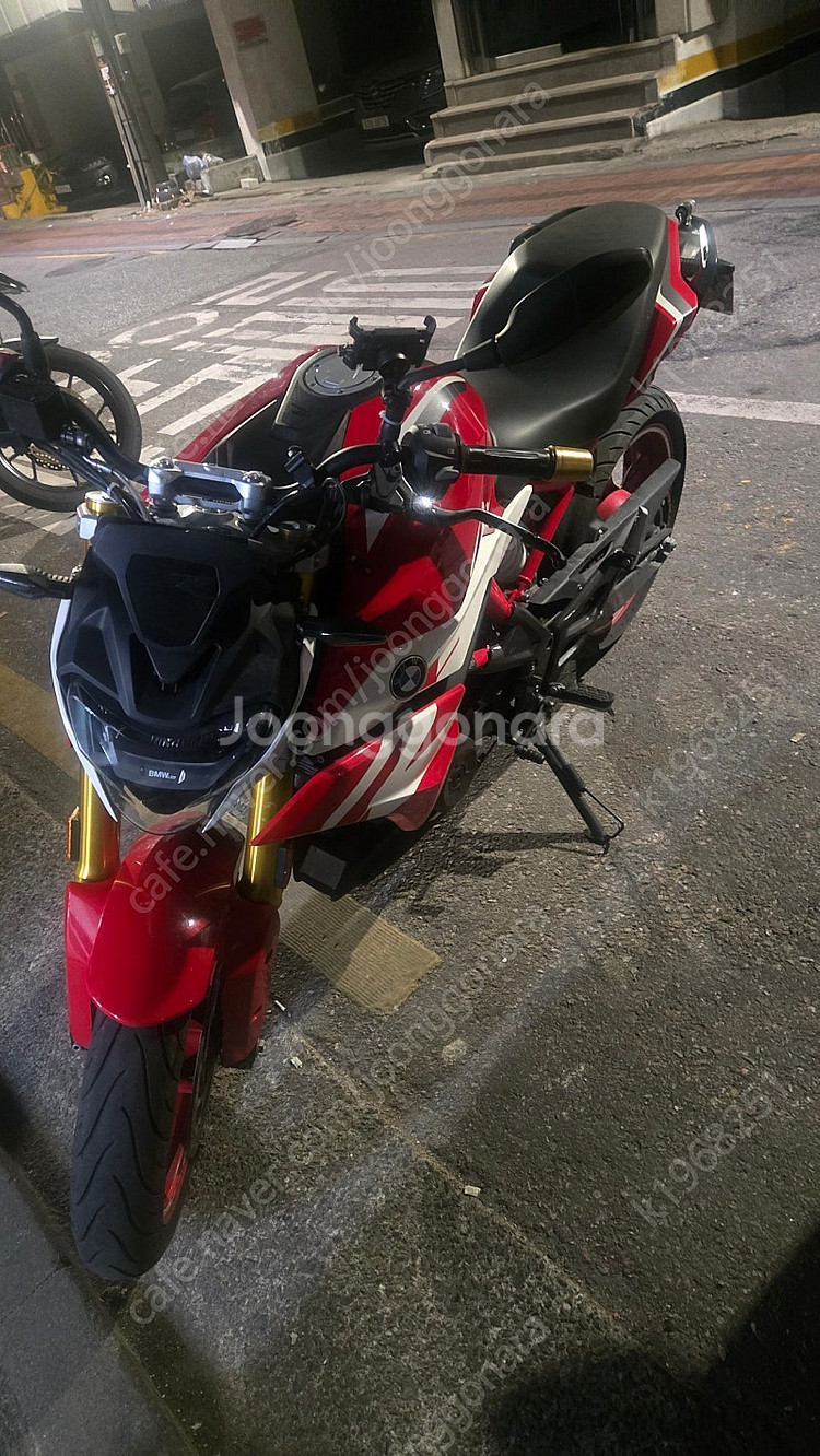 23년식 bmw g310r 레드 팝니다--2