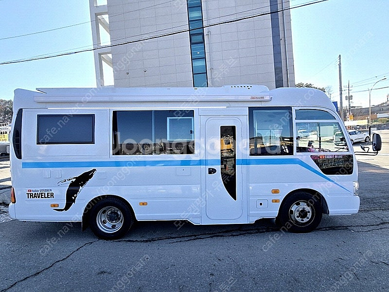 16년식 뉴카운티 숏바디 4인승 캠핑카 (하이그라시, ...--5