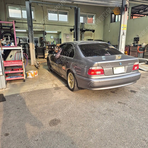 후기형 2002 BMW E39 525i 경고등X 정상운행O 하체소음X