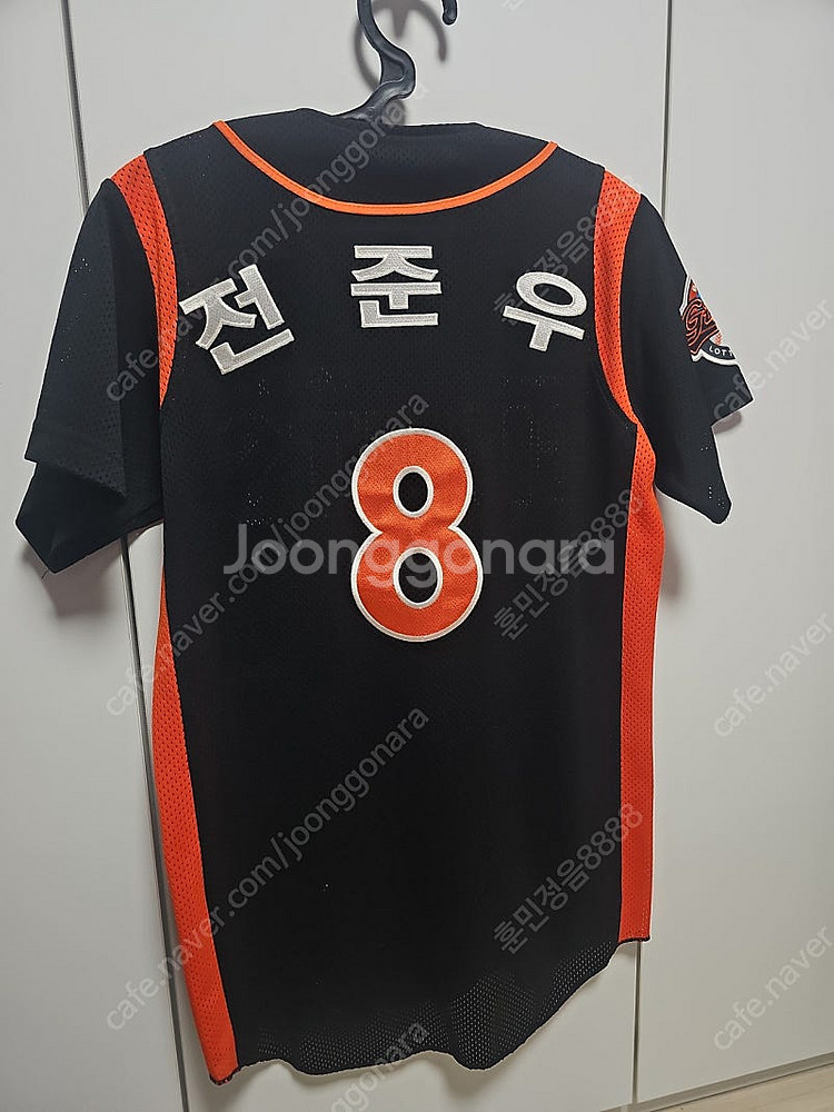 롯데자이언츠 유니폼 전준우 마킹 95사이즈 팝니다--2