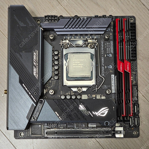 10700k Asus Z490i Strix 램 32기가