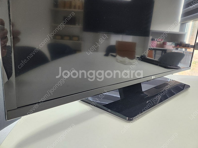 LG TV 모니터 40MB27HM--1