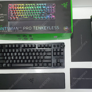 택포 17만원 레이저 헌츠맨 v3 pro tkl kr 팝니다. huntsman tenkeyless