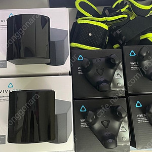 베이스 스테이션 2.0 2개 / 트래커 3.0 4개