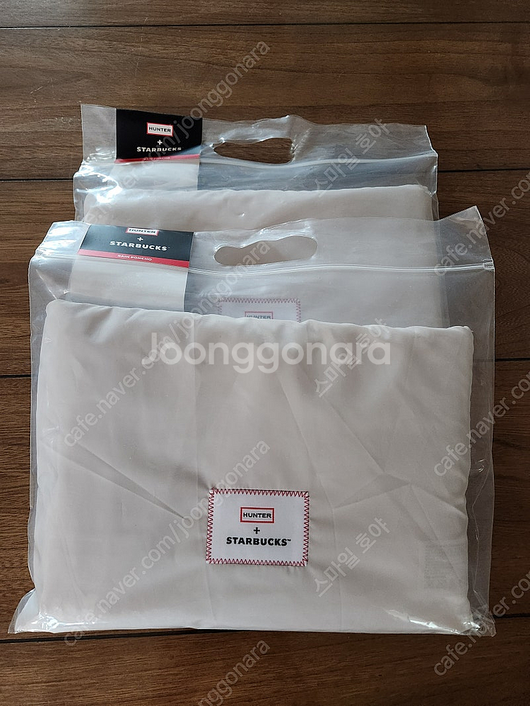 스타벅스 X 헌터 라이트 레인 판초 아이보리색상 미개봉품--5