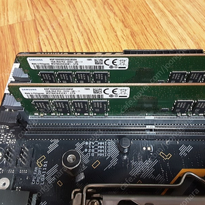 DDR4 32G (2666V 16G 2개)