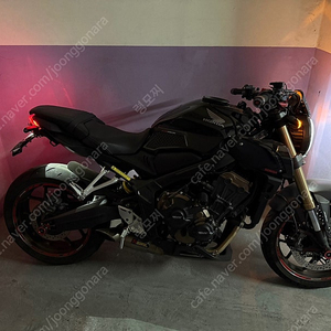 혼다 CB650R 블랙 아크라포빅풀배기 판매합니다