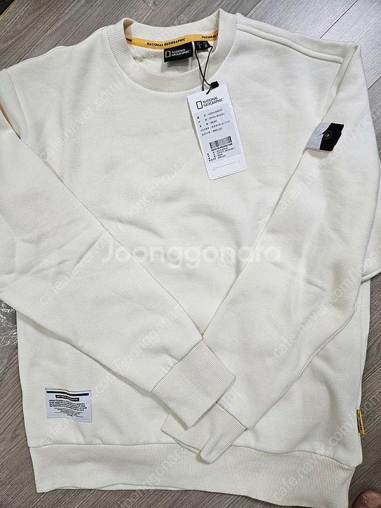 내셔널 지오그래픽 맨투맨 티--0