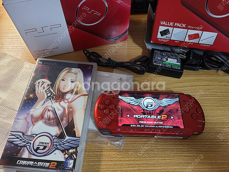 PSP 3000 딥레드 박스셋 팝니다.--6