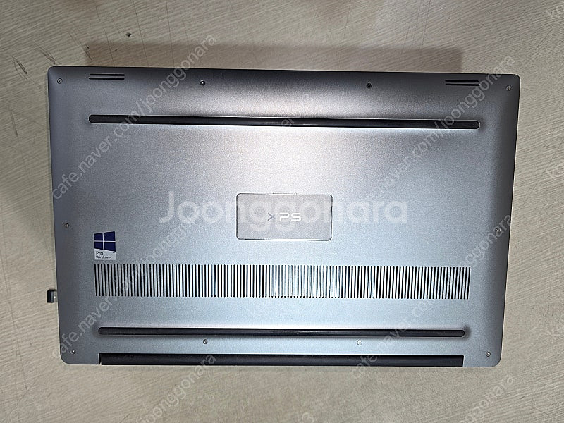 델 xps 9550 15인치 판매 합니다.--1