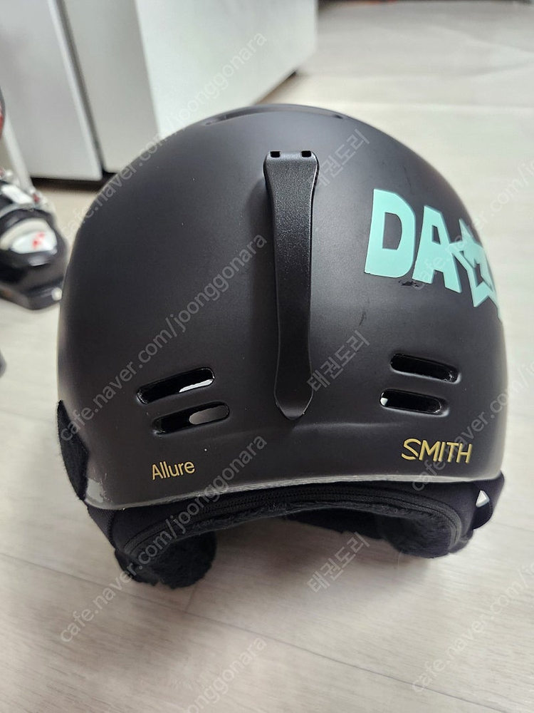 스미스 얼루어 헬멧 팝니다 이미지