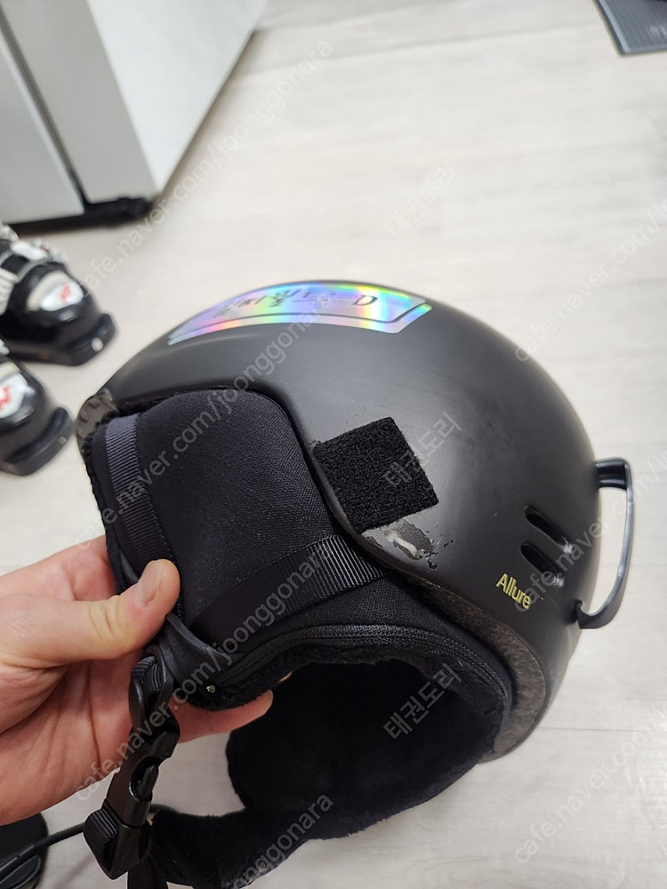 스미스 얼루어 헬멧 팝니다 이미지