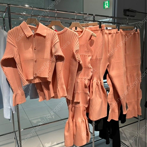CFCL fluted 스커트 사이즈1