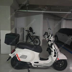 베스파gts30025년식팝니다