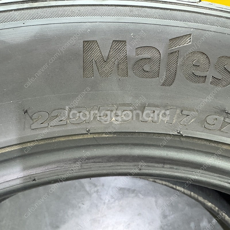 코란도C BMW 3GT 중고타이어 225 55 17 금...--4