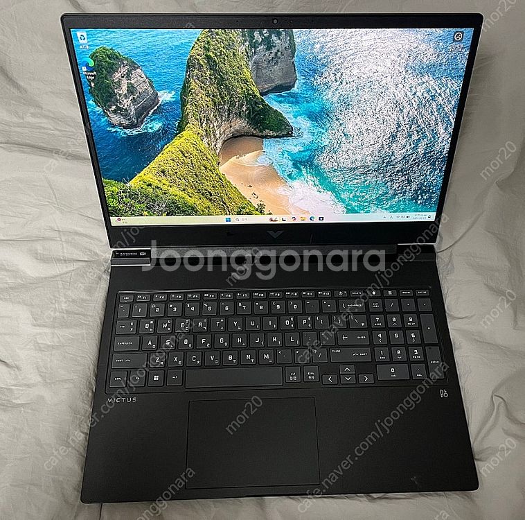 HP 빅터스 16-r0090TX--1