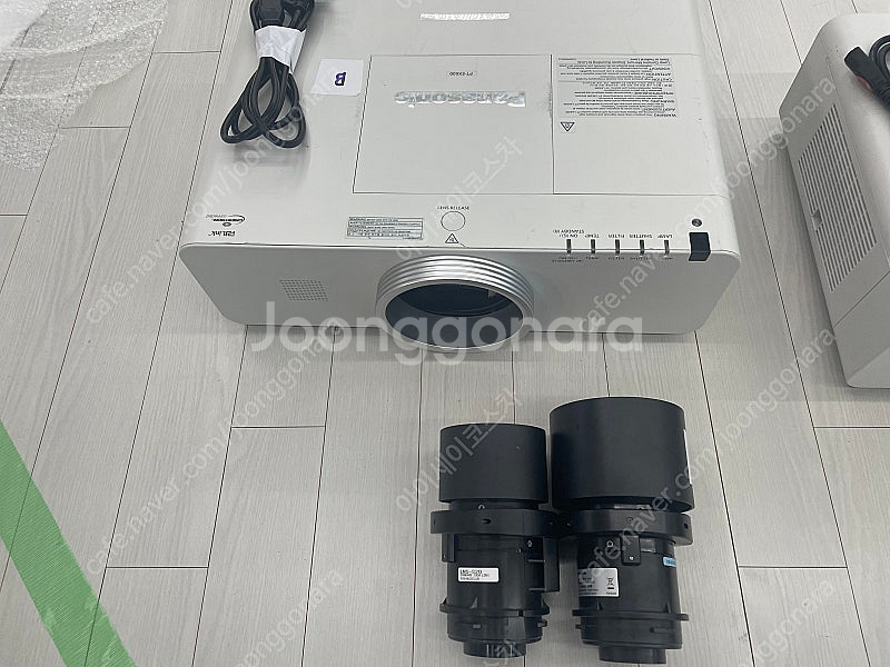 파나소닉 빔프로젝터 PT-EX600 [본체+렌즈2개(광...--3