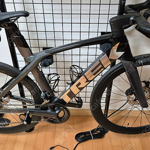 TREK 마돈 SLR 7 6세대 Di2+acc 판매