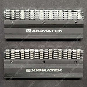 XIGMATEK CUIRASSIER N002 램 방열판 2세트 판매합니다.