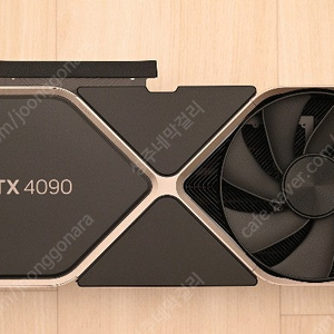 rtx 4090 fe 미사용품 판매합니다 교신 안받습니다