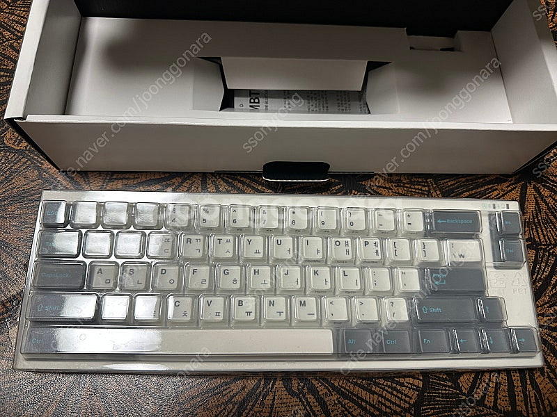 레오폴드 FC660MBT 유무선키보드(청축)--1