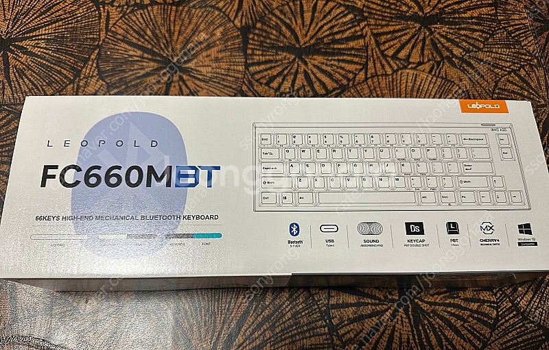 레오폴드 FC660MBT 유무선키보드(청축)--2