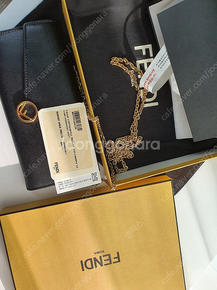 FENDI 펜디가방 판매합니다--0