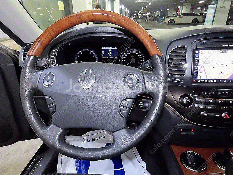 KG모빌리티(쌍용) 뉴체어맨W 가솔린 4WD CW600...--7