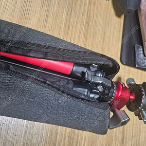 레오포토 미스터Y LY-224C+LH-25R 카본 삼각대