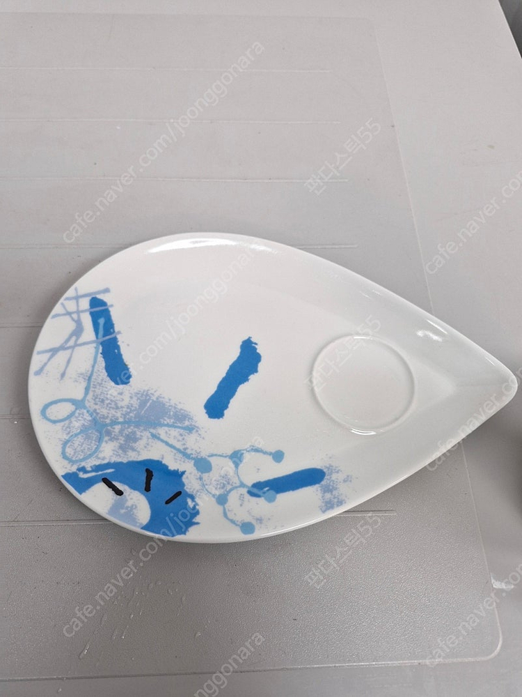 노르웨이 피기오 커피잔1세트--1