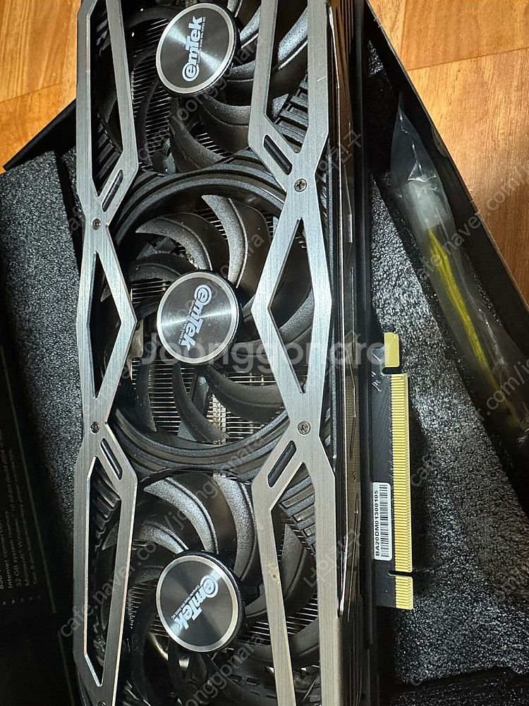 이엠텍 RTX 3070 블랙에디션 양도합니다.--1