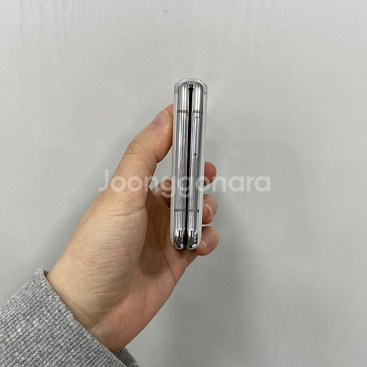72889 갤럭시Z플립2 5G 256기가 화이트 팝니다...--5