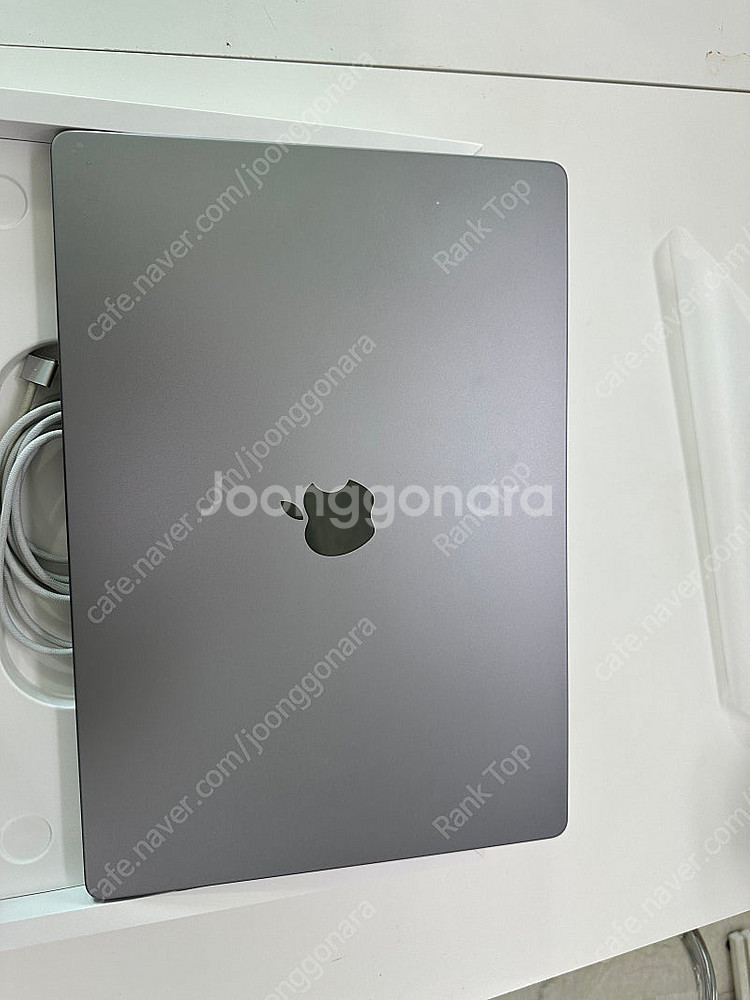 맥북프로 16인치 M1 Pro 1테라 스그 판매합니다--6