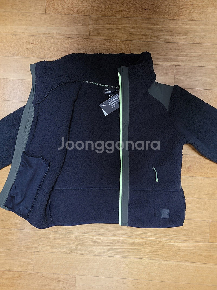 새상품 M 정가189000 - 언더아머 고퀄리티 레거시...--1