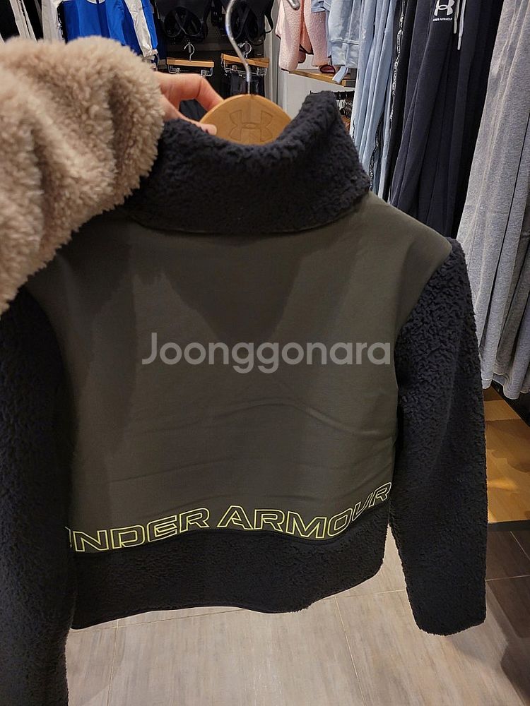 새상품 M 정가189000 - 언더아머 고퀄리티 레거시...--4