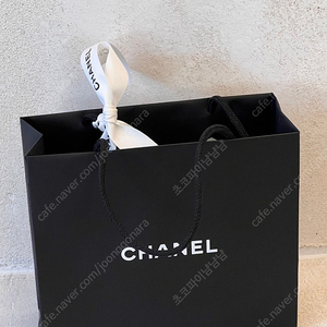 샤넬 가방 종이백 팔아요