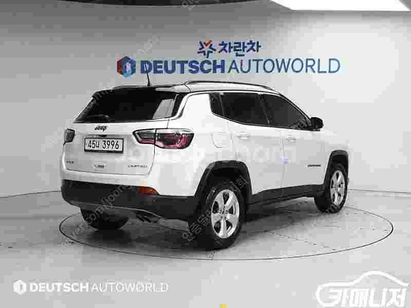 [지프]컴패스 2세대 2.4 AWD 리미티드 중고차 판...--2