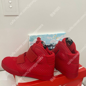 (가격내림) Nike Flystepper 2K3 Premium Red Men's 8 나이키 플라이스탭퍼 레드옥토버 260 새제품 에어이지 이지 덩크 조던 16만원