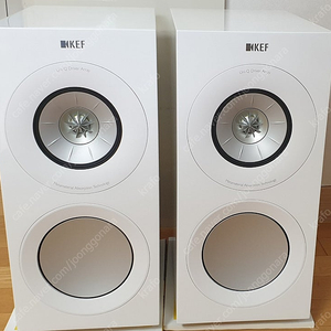 kef r3 meta 화이트 팝니다.